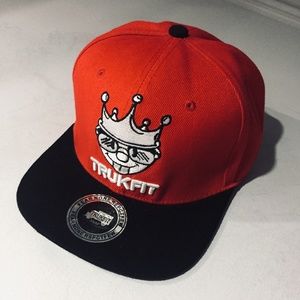 VINTAGE TRUKFIT HAT